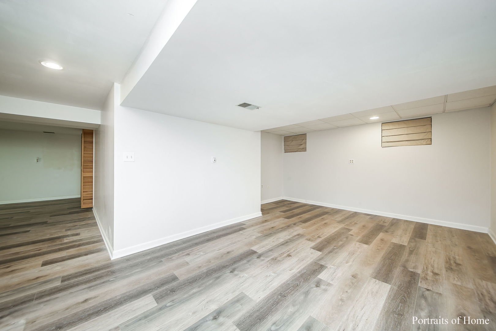 1S781 Carrol Gate Road Wheaton, IL 60189 - Photo 26 of 30 a view of empty room with wooden floor