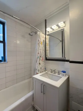 $4,250 | 98 Riverside Drive, Unit 9G | Upper West Side