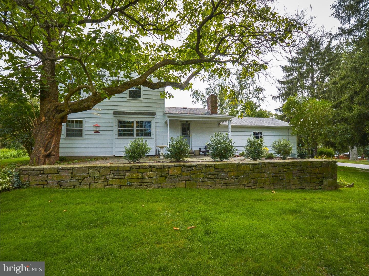 2301 Springview Road Norristown, PA 19401 - Photo 19 of 22 Back Yard