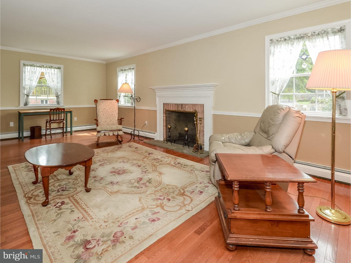 2301 Springview Road Norristown, PA 19401 - Photo 6 of 22 Living Room