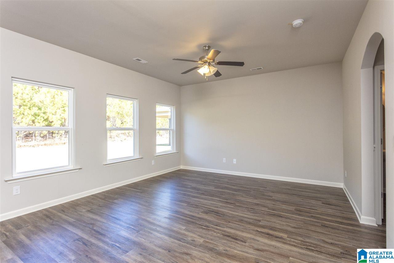 570 Briar Ridge Circle Odenville, AL 35120 - Photo 4 of 20