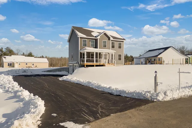 $589,000 | 22 Lentago Lane, Sanford, ME 04073