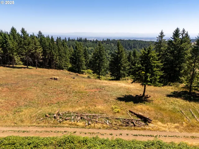 a view of ocean view