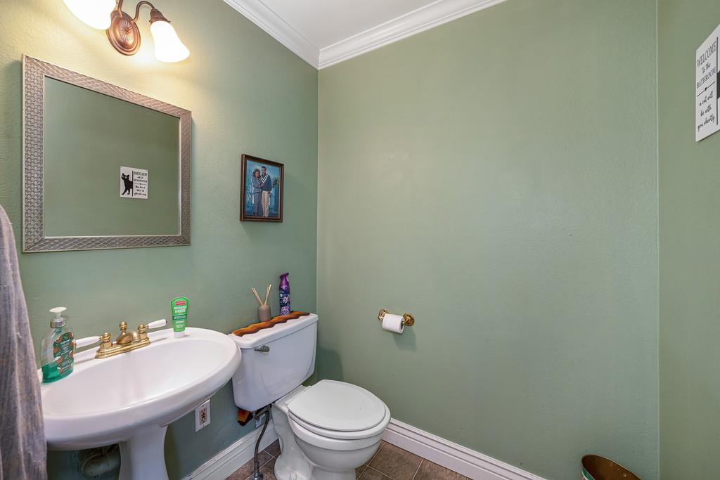 12365 Reba Road Auburn, CA 95603 - Photo 15 of 58