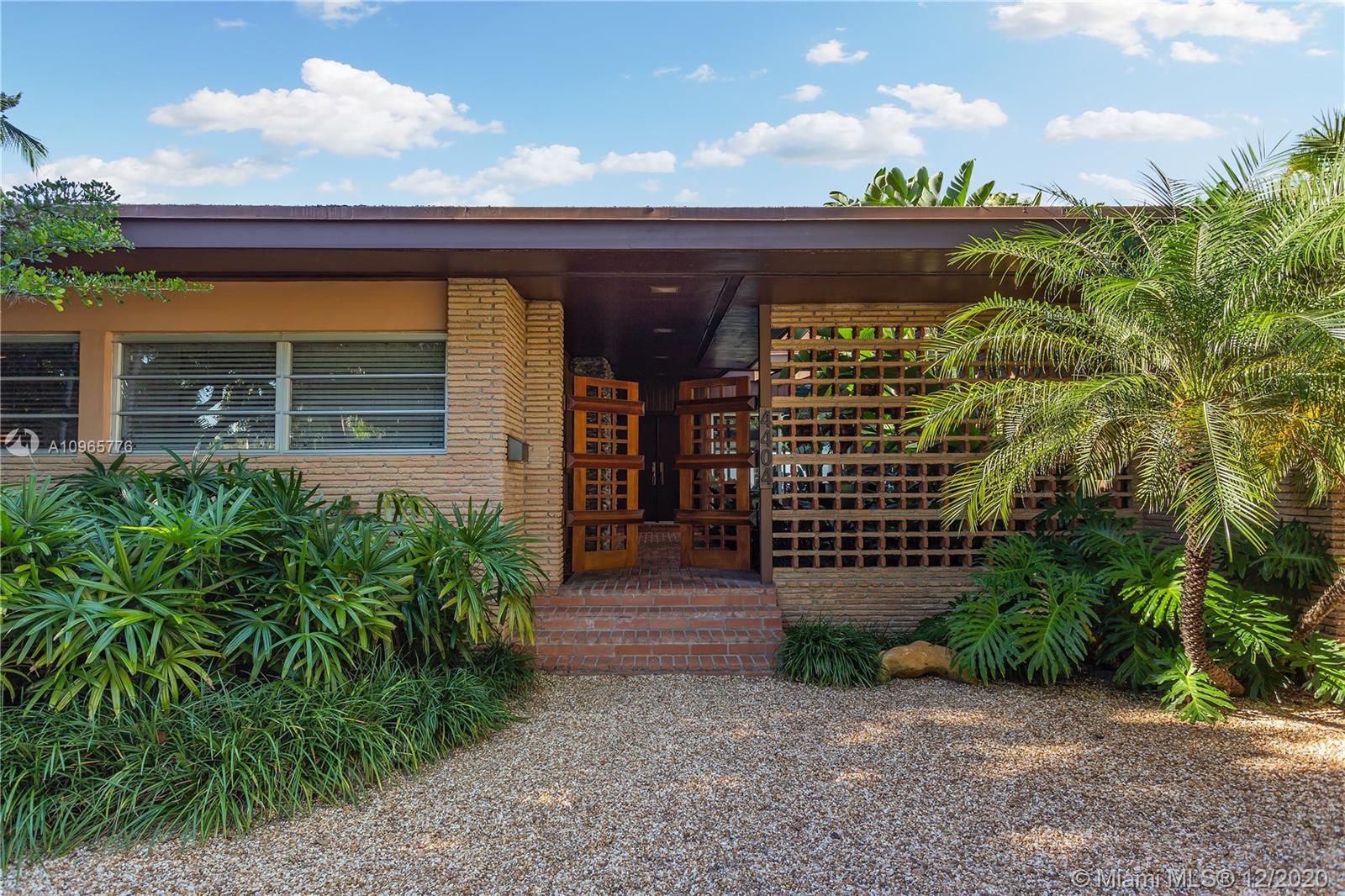 4404 North Bay Road Miami Beach, FL 33140 - Photo 10 of 13