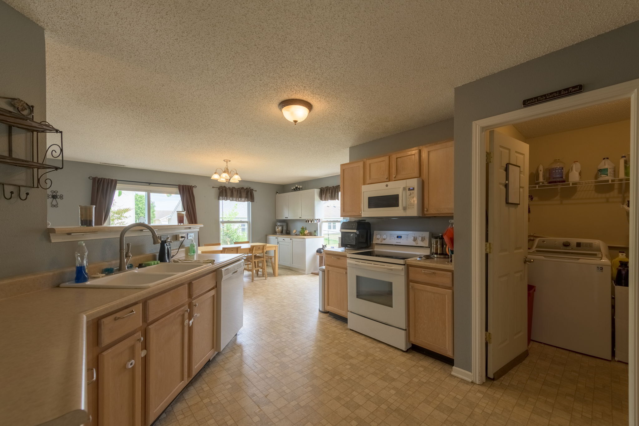 8316 South Firefly Drive Pendleton, IN 46064 - Photo 6 of 29