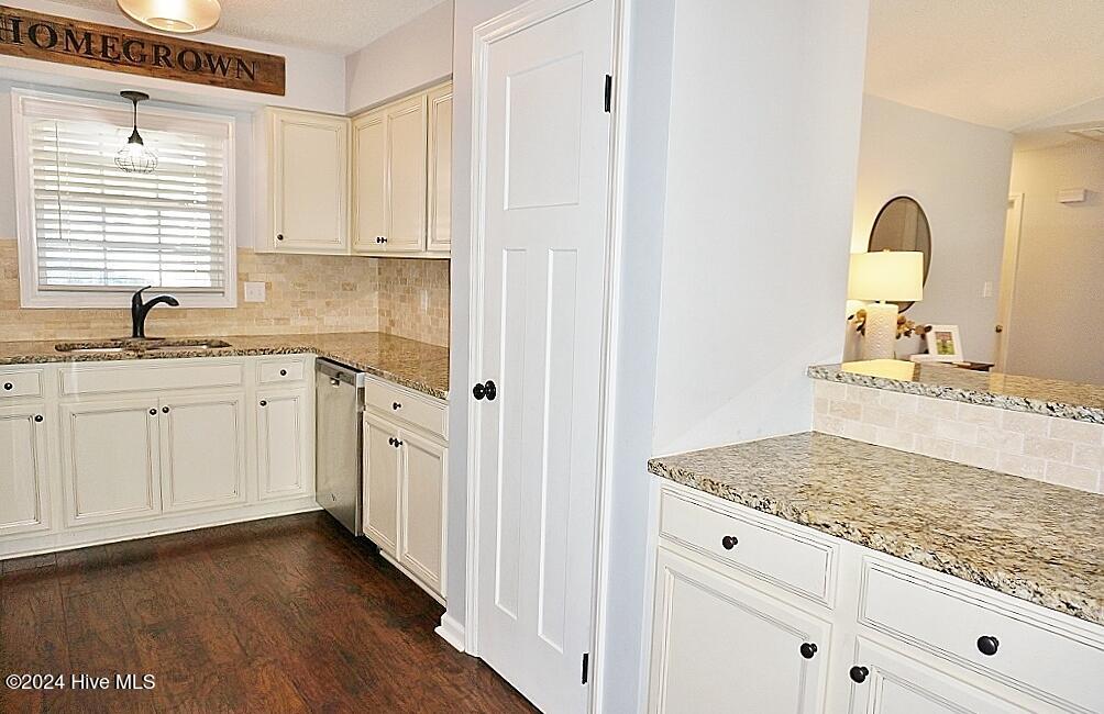 235 Raintree Road Jacksonville, NC 28540 - Photo 13 of 26 DSC02953 (1024x680)