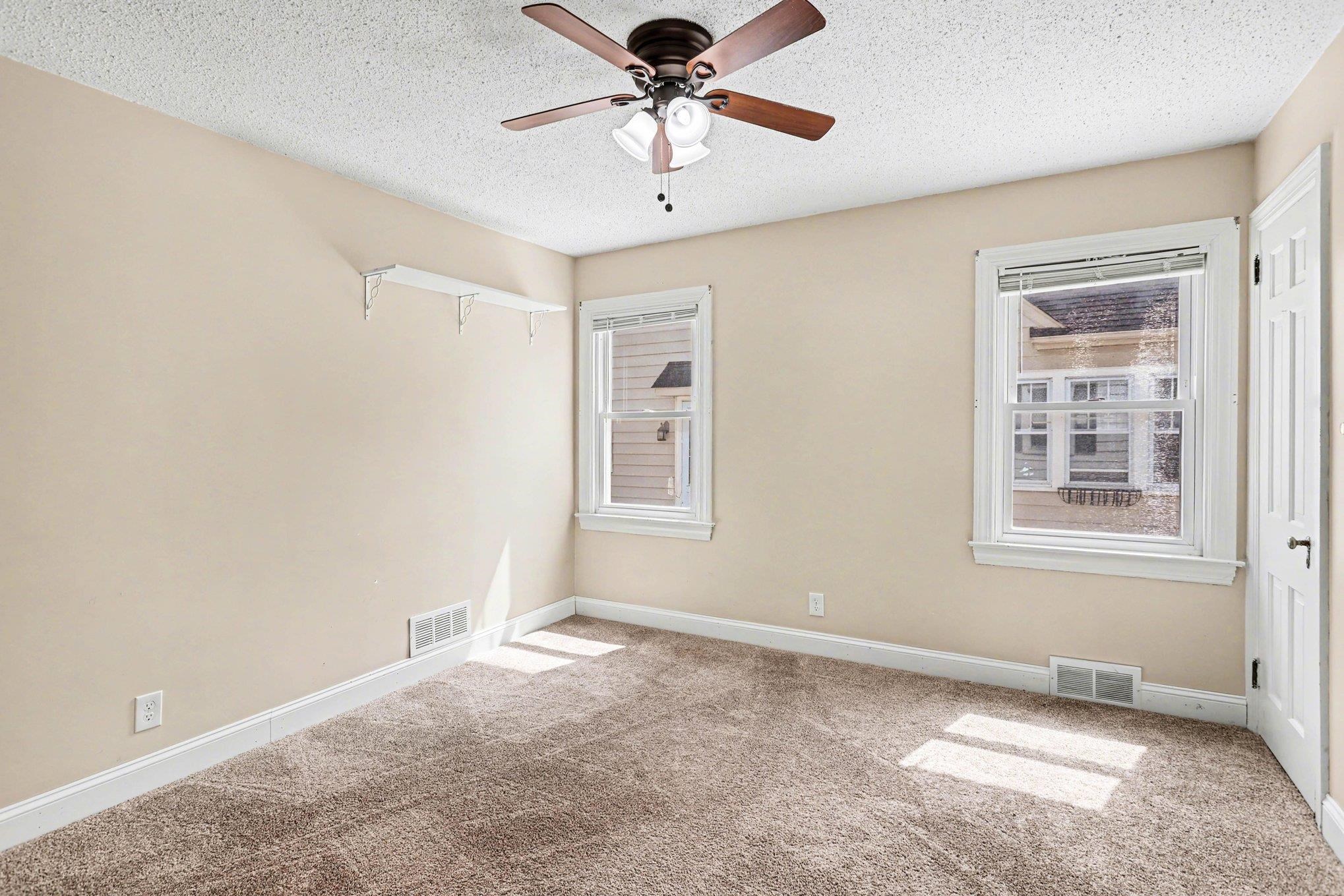 310 Green Avenue Bay City, MI 48708 - Photo 9 of 19
