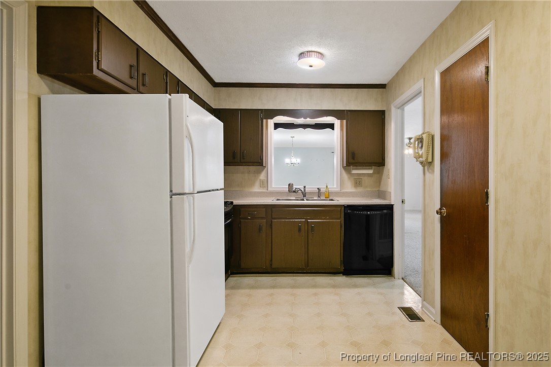 243 Shaw Mill Road St. Pauls, NC 28384 - Photo 10 of 44 Gallery Image 10
