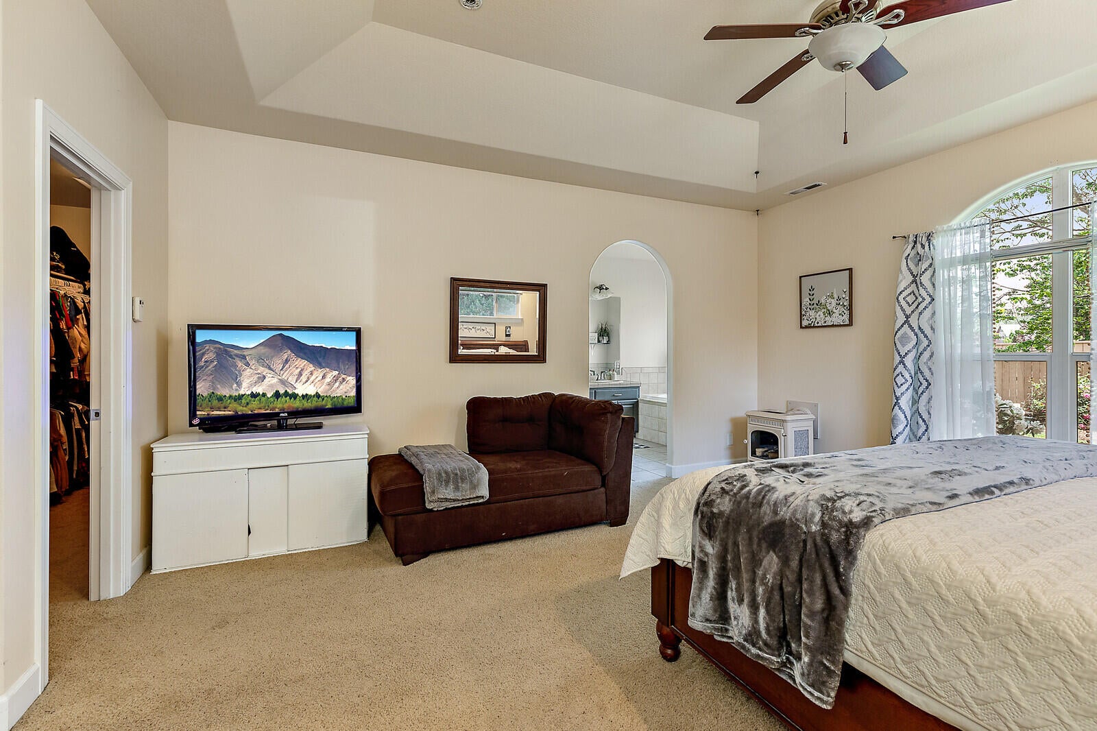 1037 Coral Ridge Eagle Point, OR 97524 - Photo 24 of 38 34_CR_35_mls