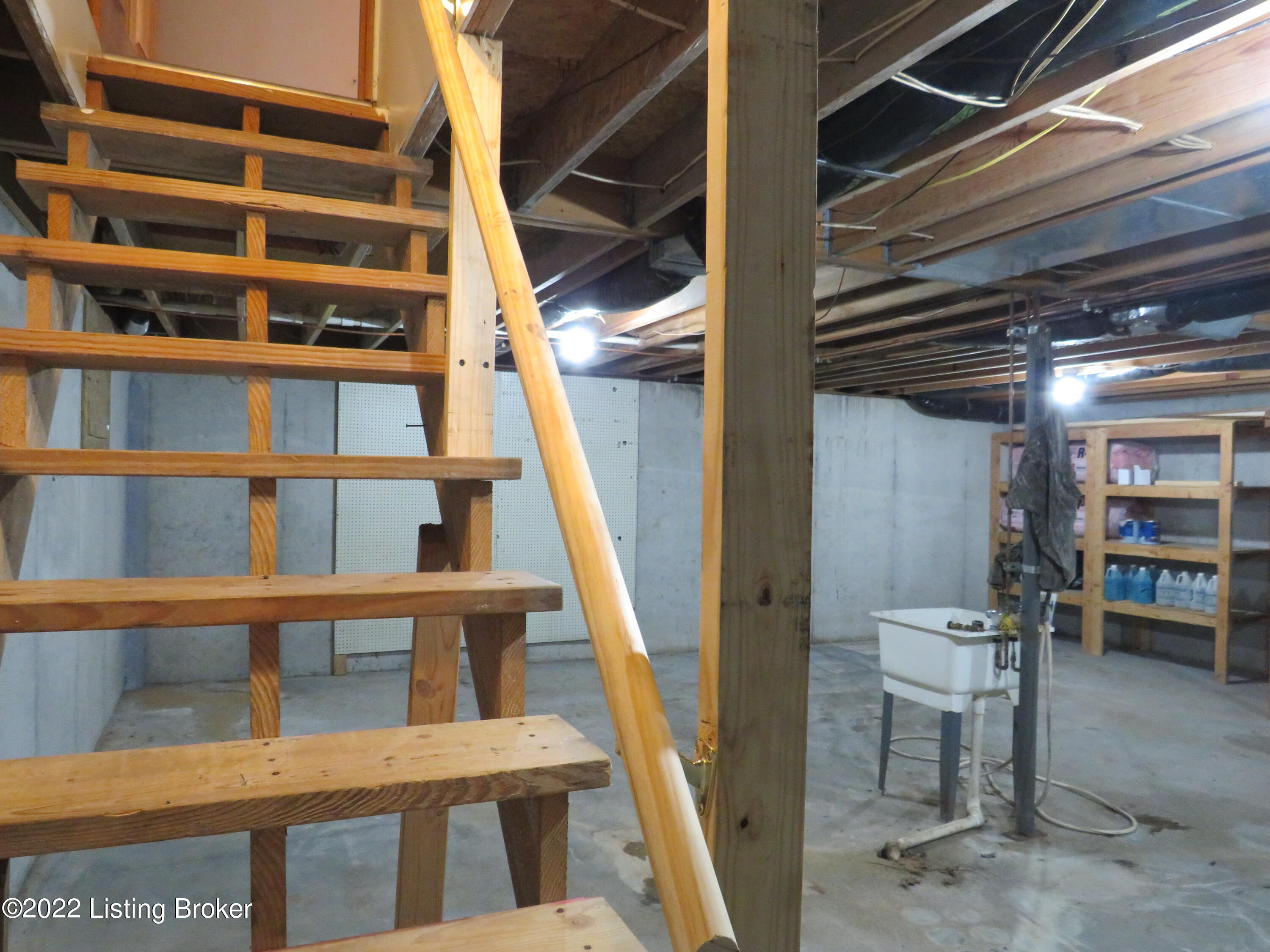 1582 Barnes Road Bardstown, KY 40004 - Photo 29 of 40 IMG_0922 - Copy