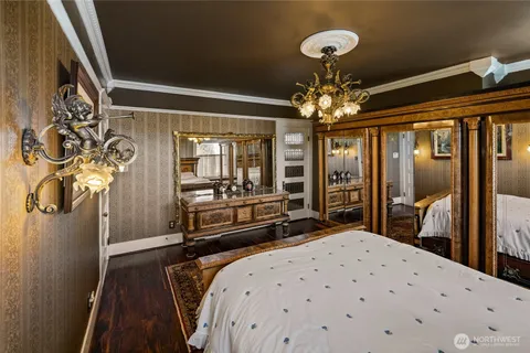 $1,400,000 | 720 North Sheridan Avenue, Tacoma, WA 98403
