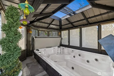 $1,400,000 | 720 North Sheridan Avenue, Tacoma, WA 98403