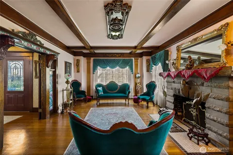 $1,400,000 | 720 North Sheridan Avenue, Tacoma, WA 98403