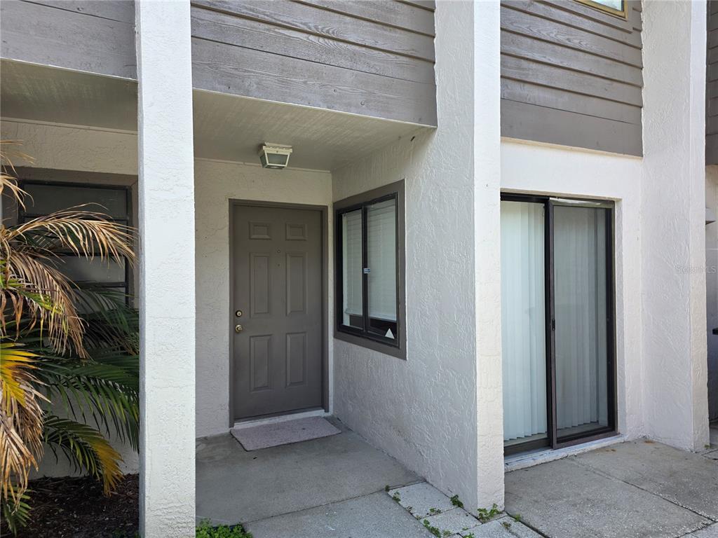 162 Olive Tree Circle Altamonte Springs, FL 32714 - Photo 3 of 47 a view of entryway