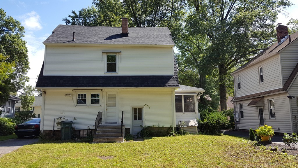 34 California Avenue Springfield, MA 01118 - Photo 2 of 9 Gallery Image 2