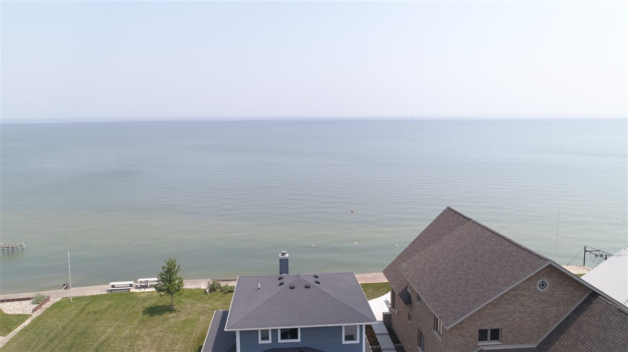 316 Killarney Beach Road Bay City, MI 48706 - Photo 8 of 69 Gallery Image 8