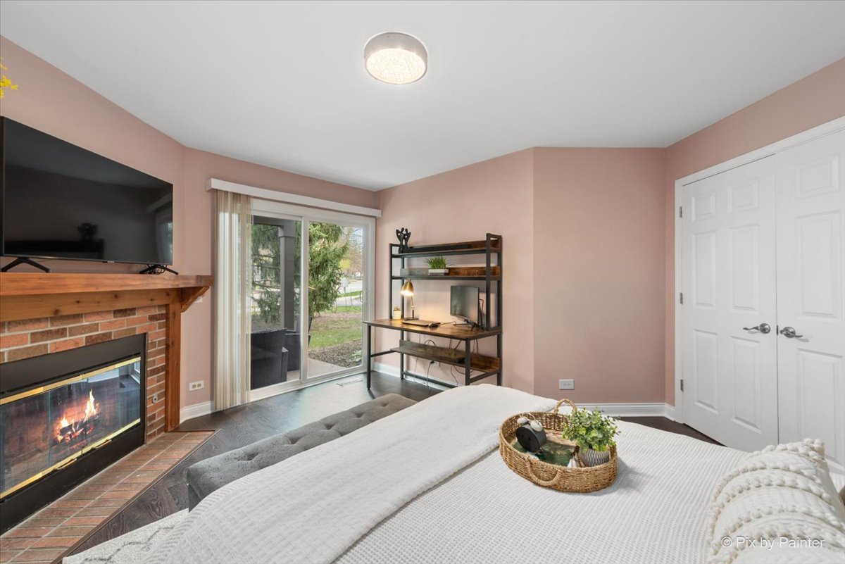1101 Stillwater Road, Unit 1101 Elgin, IL 60120 - Photo 12 of 38 Gallery Image 12