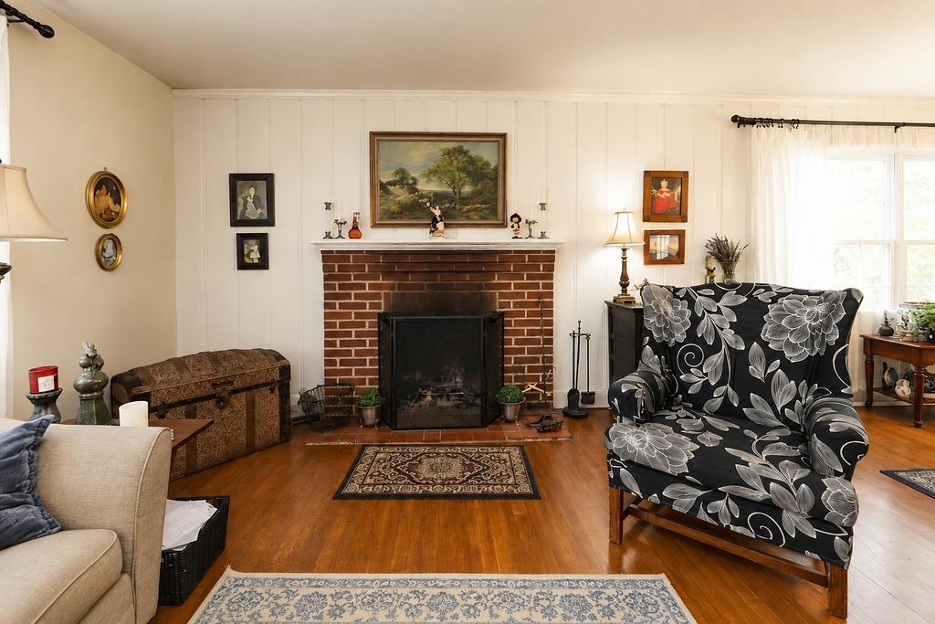 219 Robin Road Waynesboro, VA 22980 - Photo 16 of 39 Gallery Image 16