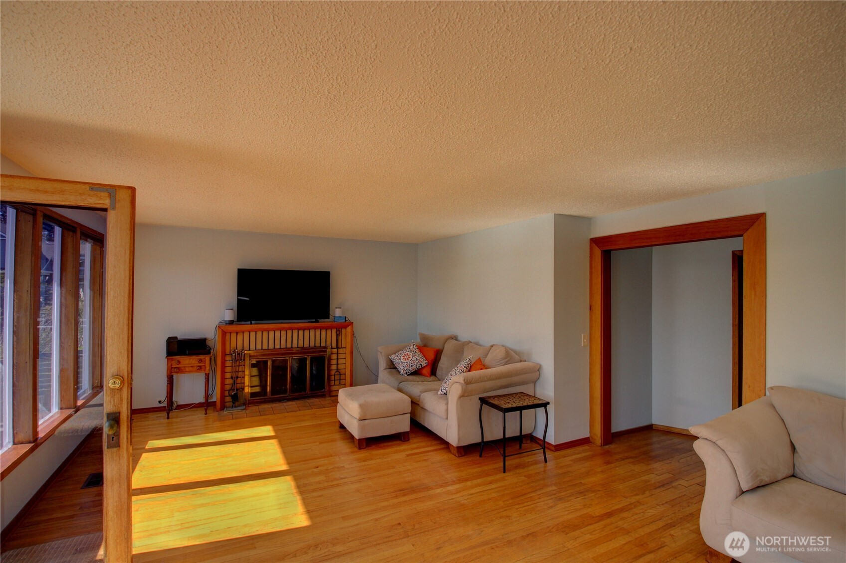 4607 Anaco Beach Road Anacortes, WA 98221 - Photo 12 of 33