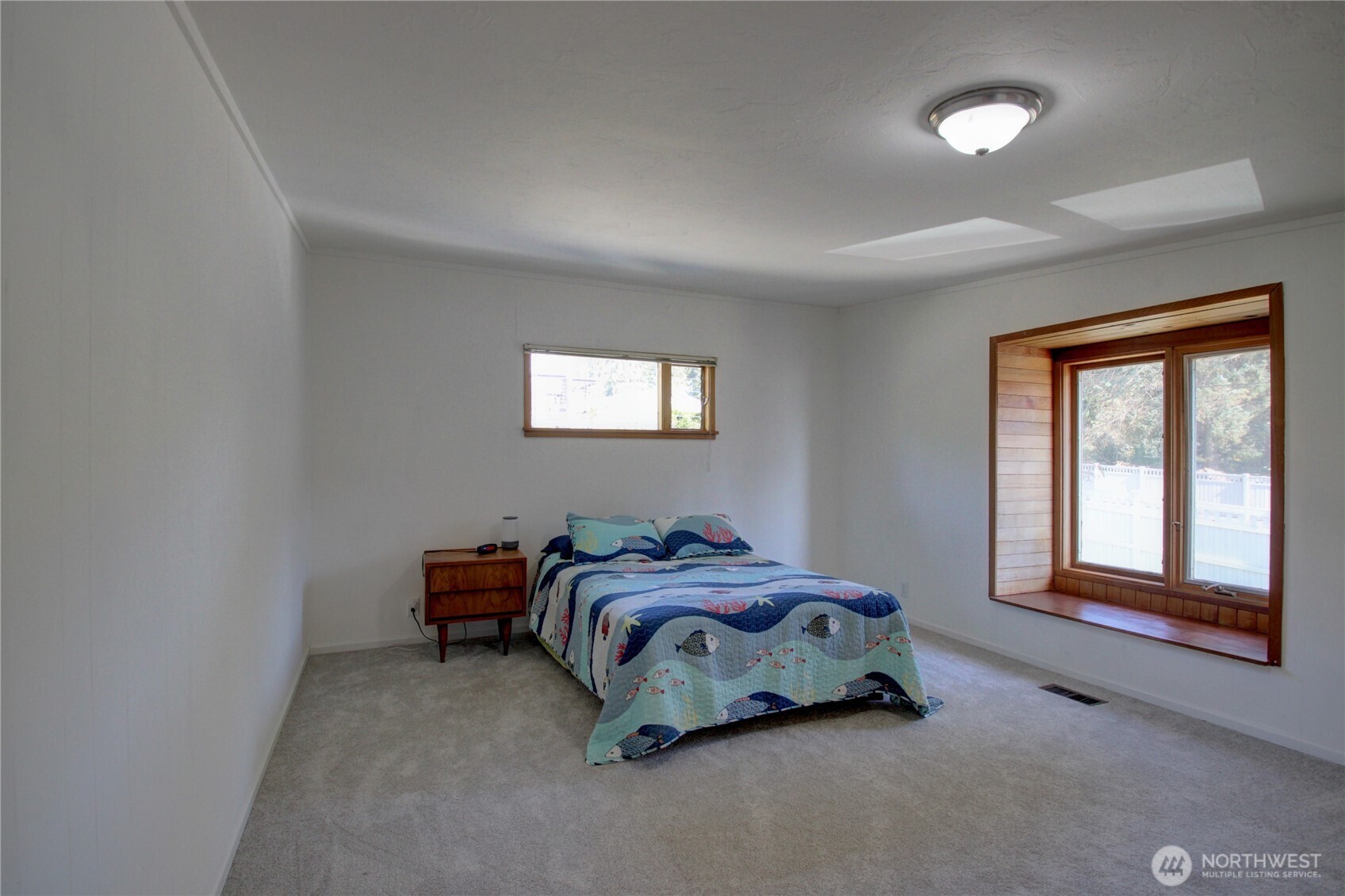 4607 Anaco Beach Road Anacortes, WA 98221 - Photo 13 of 33