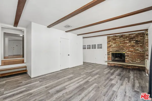 $6,500 | 14529 Greenleaf Street, Sherman Oaks, CA 91403