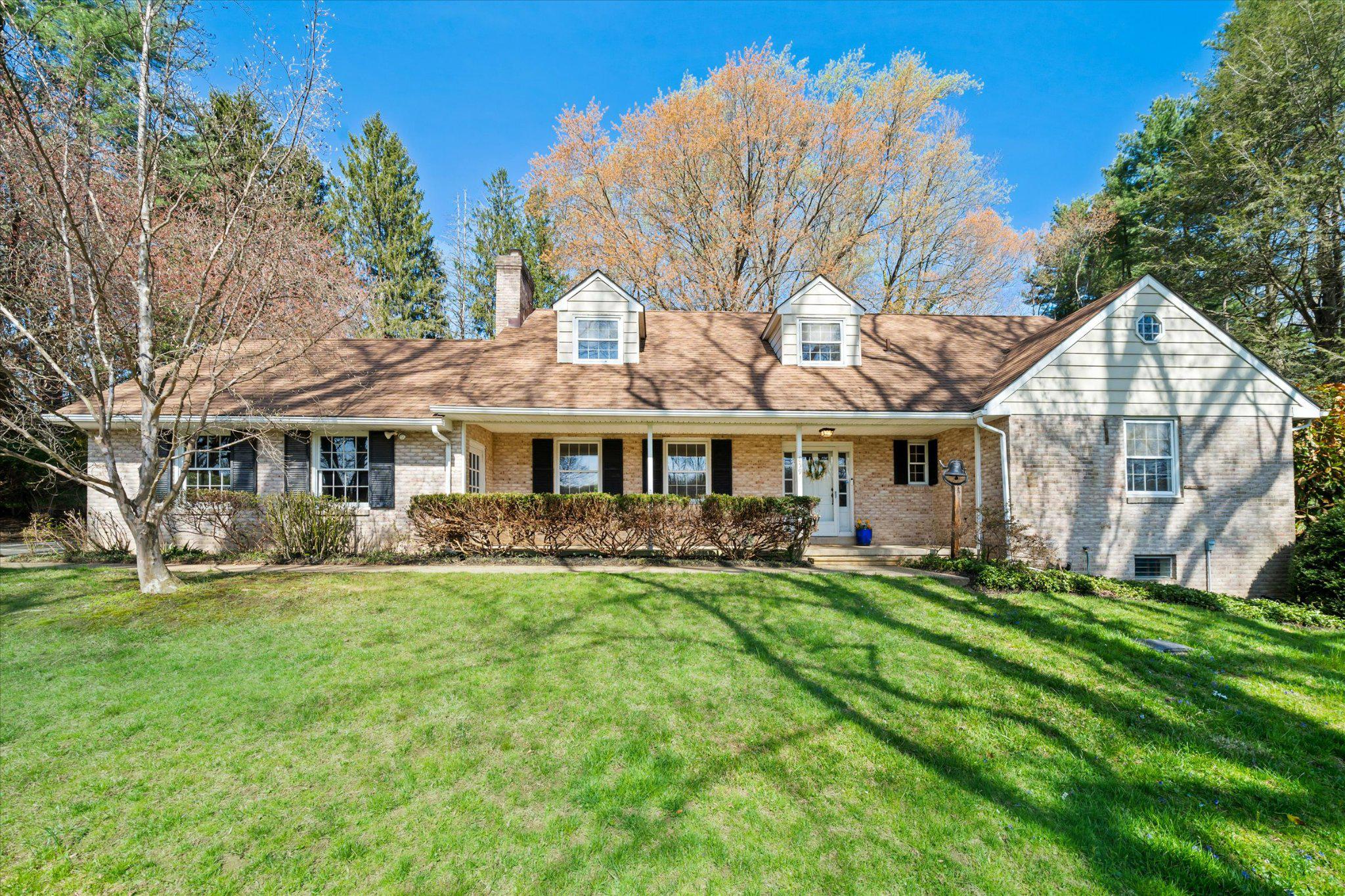 Charming Cape in Peaceful Hockessin