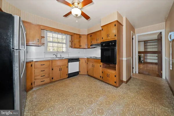 $580,000 | 859 Yorklyn Road, Hockessin, DE 19707