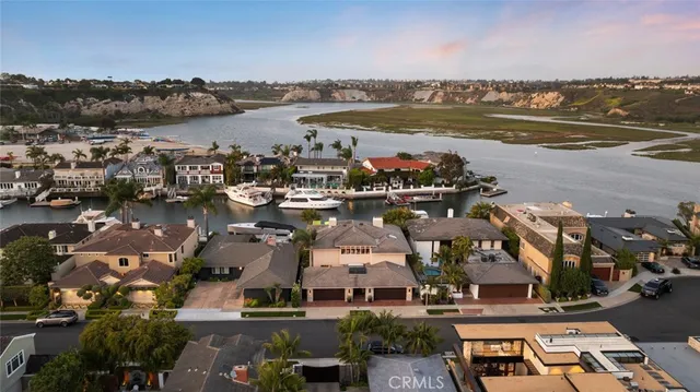 $9,995,000 | 218 Evening Star Lane, Newport Beach, CA 92660