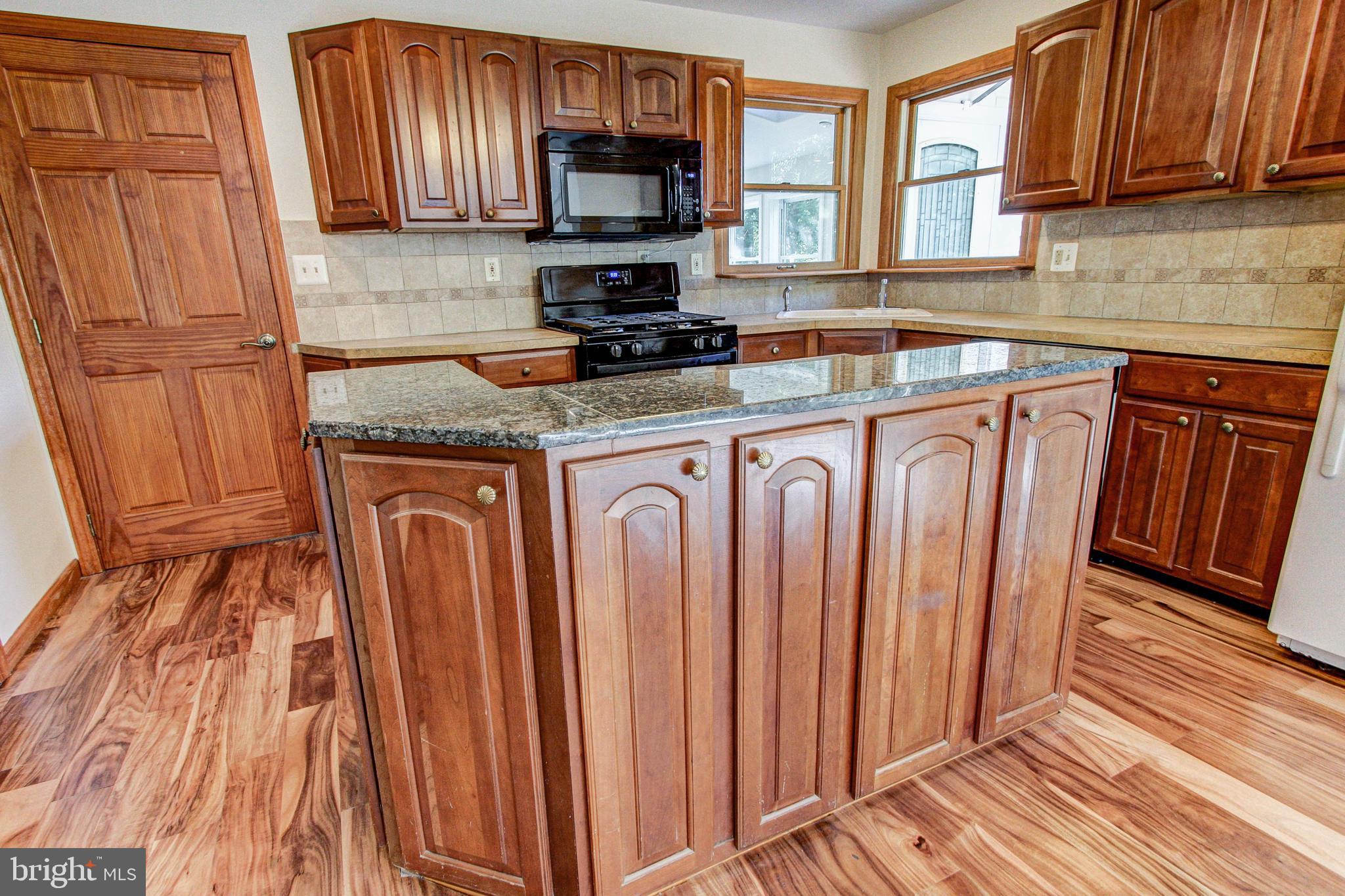 1245 Reiff Road Lansdale, PA 19446 - Photo 19 of 51 Gallery Image 19