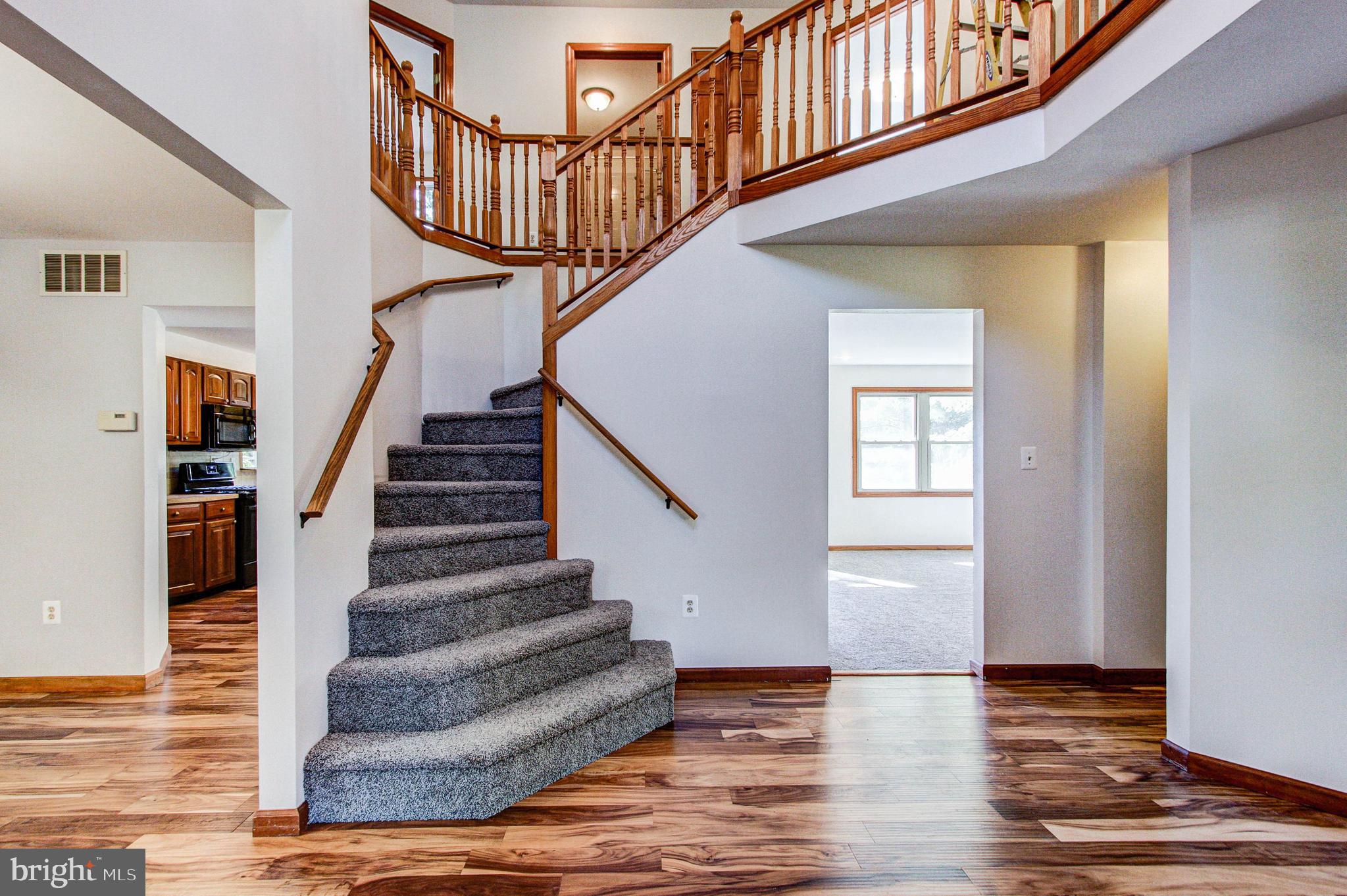 1245 Reiff Road Lansdale, PA 19446 - Photo 4 of 51 Gallery Image 4