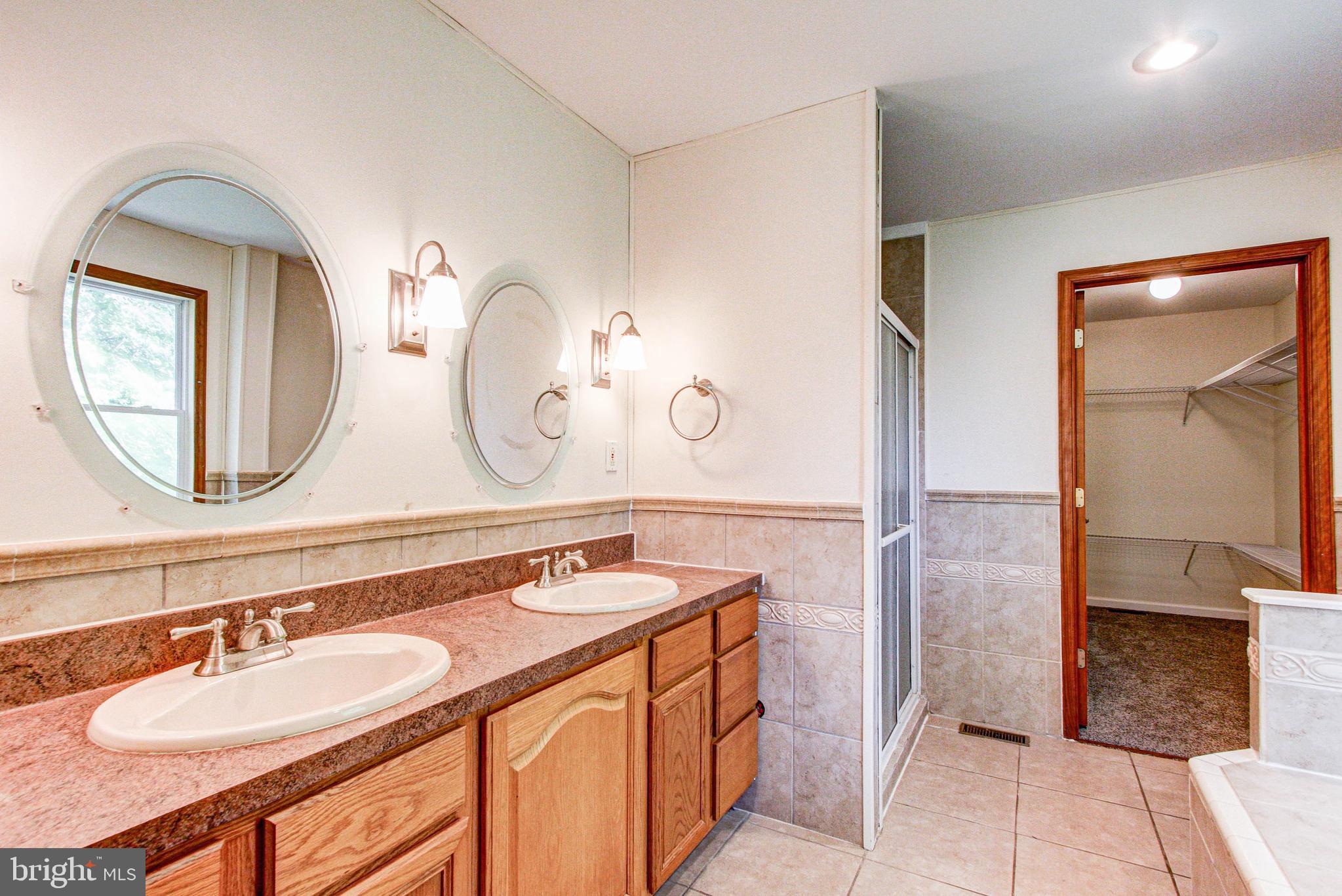 1245 Reiff Road Lansdale, PA 19446 - Photo 35 of 51 Gallery Image 35