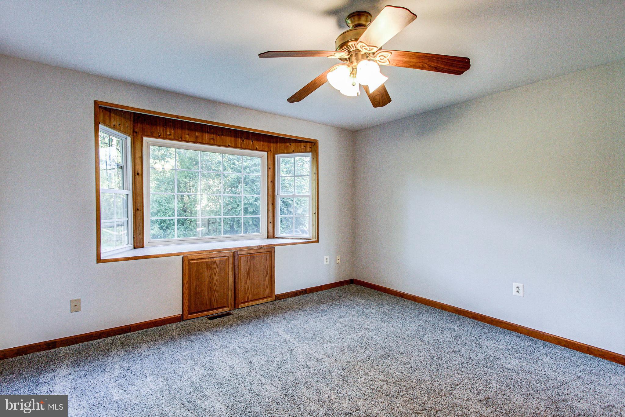 1245 Reiff Road Lansdale, PA 19446 - Photo 6 of 51 Gallery Image 6