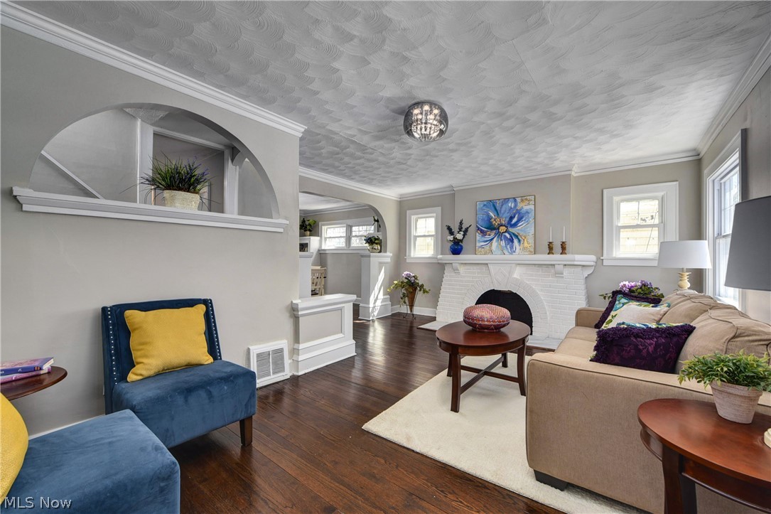 3515 Northcliffe Road Cleveland, OH 44118 - Photo 12 of 21 Gallery Image 12