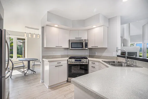 $438,000 | 1721 Fountainview Court Southeast, Caledonia, MI 49316