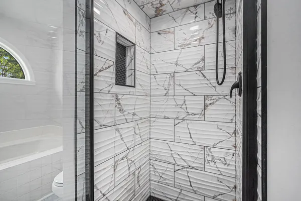 $438,000 | 1721 Fountainview Court Southeast, Caledonia, MI 49316