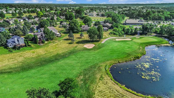 $438,000 | 1721 Fountainview Court Southeast, Caledonia, MI 49316