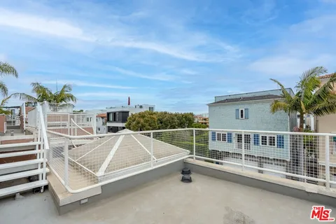 $2,650,000 | 28 Westwind Street, Marina del Rey, CA 90292