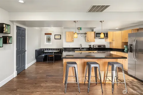 $999,950 | 5217 5th Avenue Northeast, Seattle, WA 98105