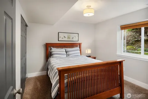 $999,950 | 5217 5th Avenue Northeast, Seattle, WA 98105