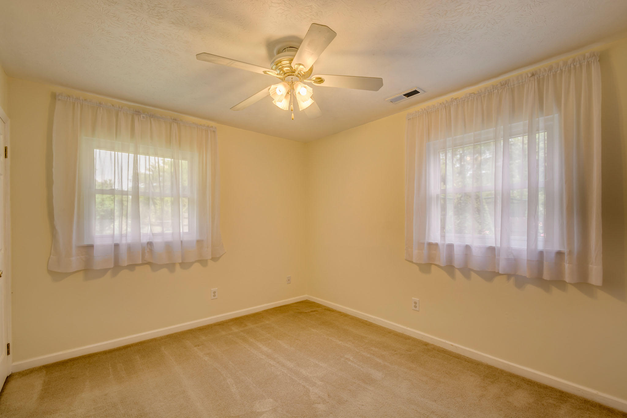 16 Lindale Lane Oak Ridge, TN 37830 - Photo 12 of 19 16_Lindale_112