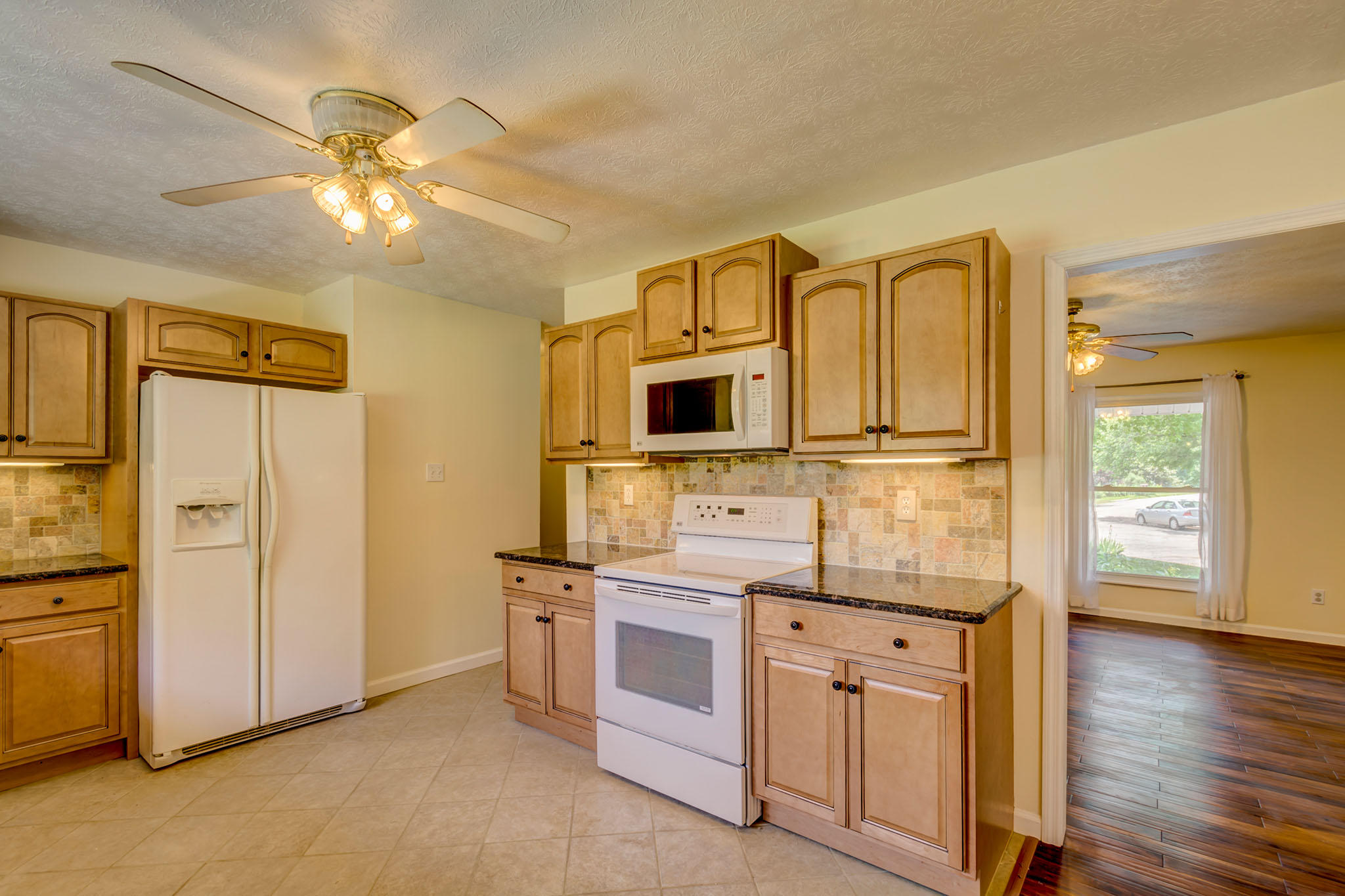 16 Lindale Lane Oak Ridge, TN 37830 - Photo 8 of 19 16_Lindale_108
