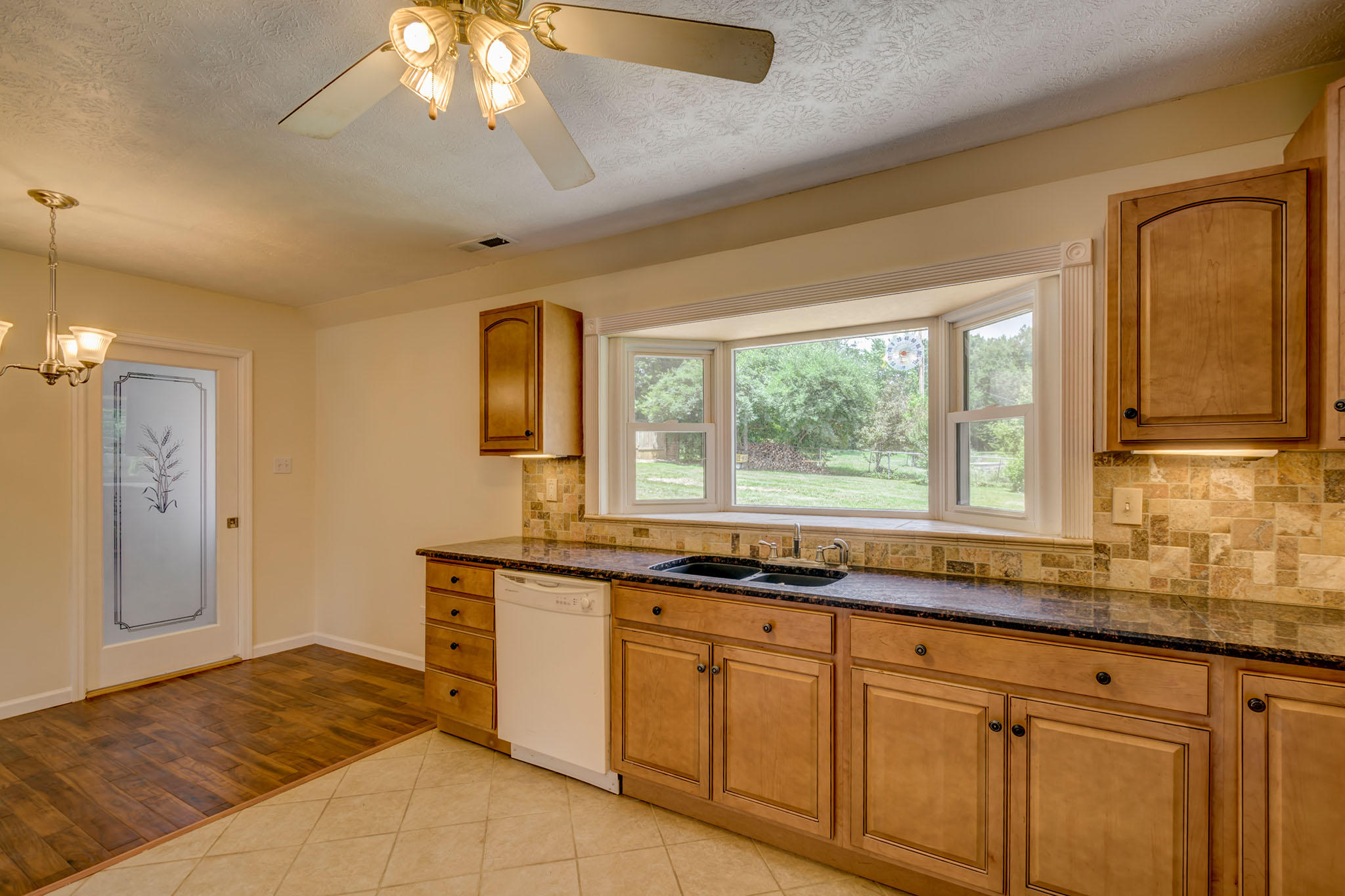 16 Lindale Lane Oak Ridge, TN 37830 - Photo 9 of 19 16_Lindale_109