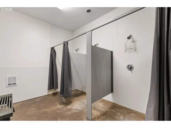 $2,300,000 | 112 Bylin Road, Stevenson, WA 98648