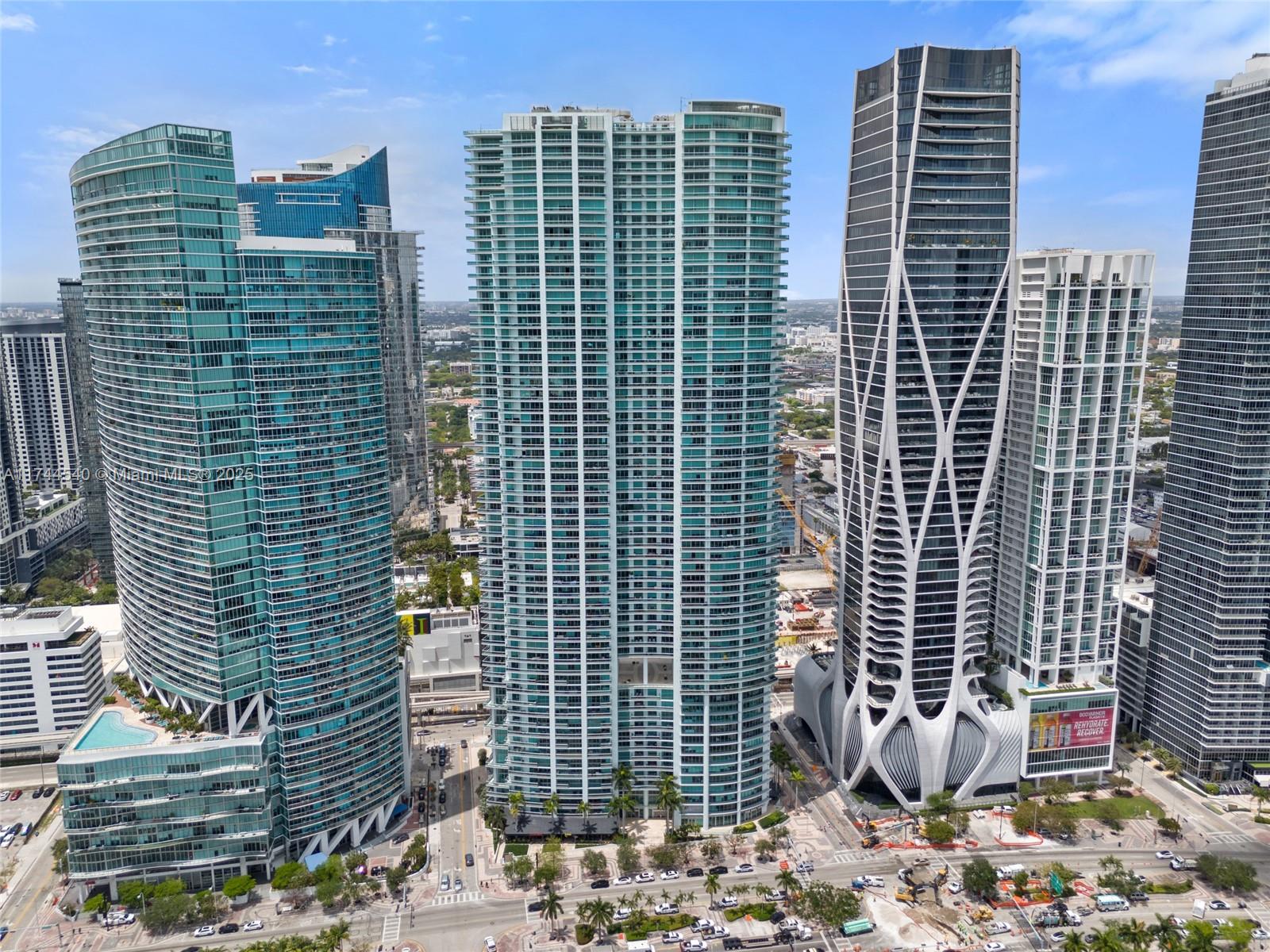 900 Biscayne Boulevard, Unit 4708 Miami, FL 33132 - Photo 24 of 39 a view of a building with outdoor space