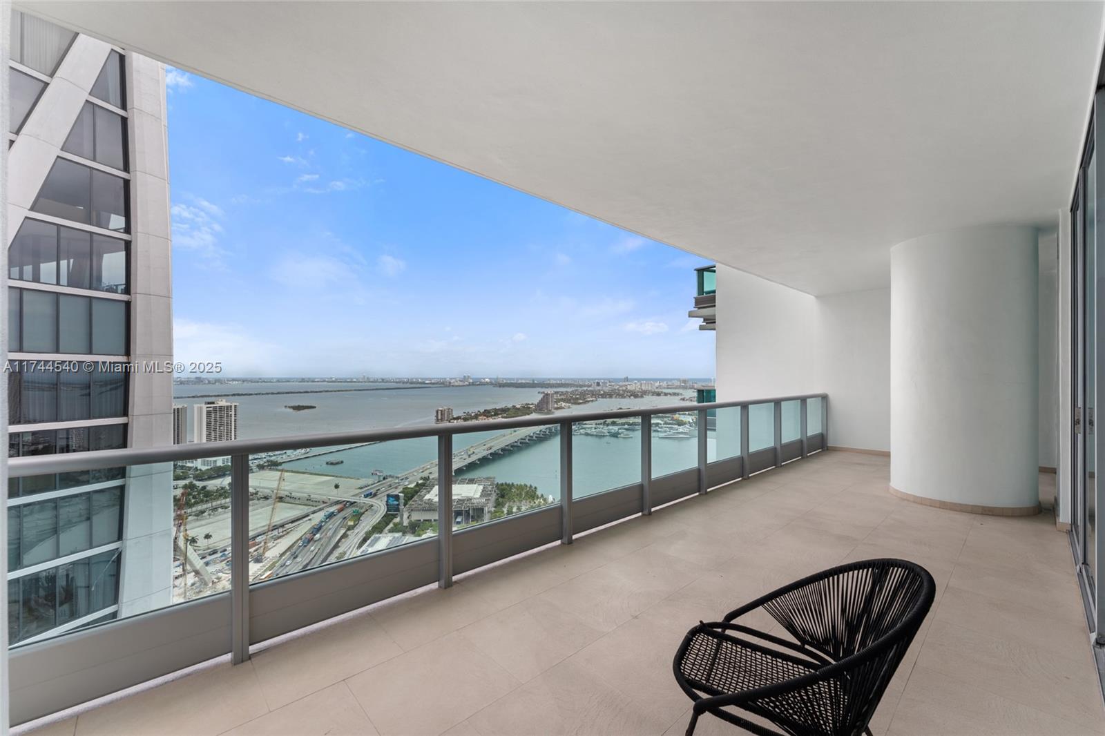 900 Biscayne Boulevard, Unit 4708 Miami, FL 33132 - Photo 4 of 39