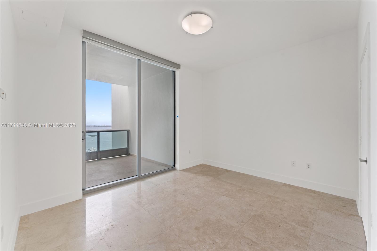 900 Biscayne Boulevard, Unit 4708 Miami, FL 33132 - Photo 10 of 39