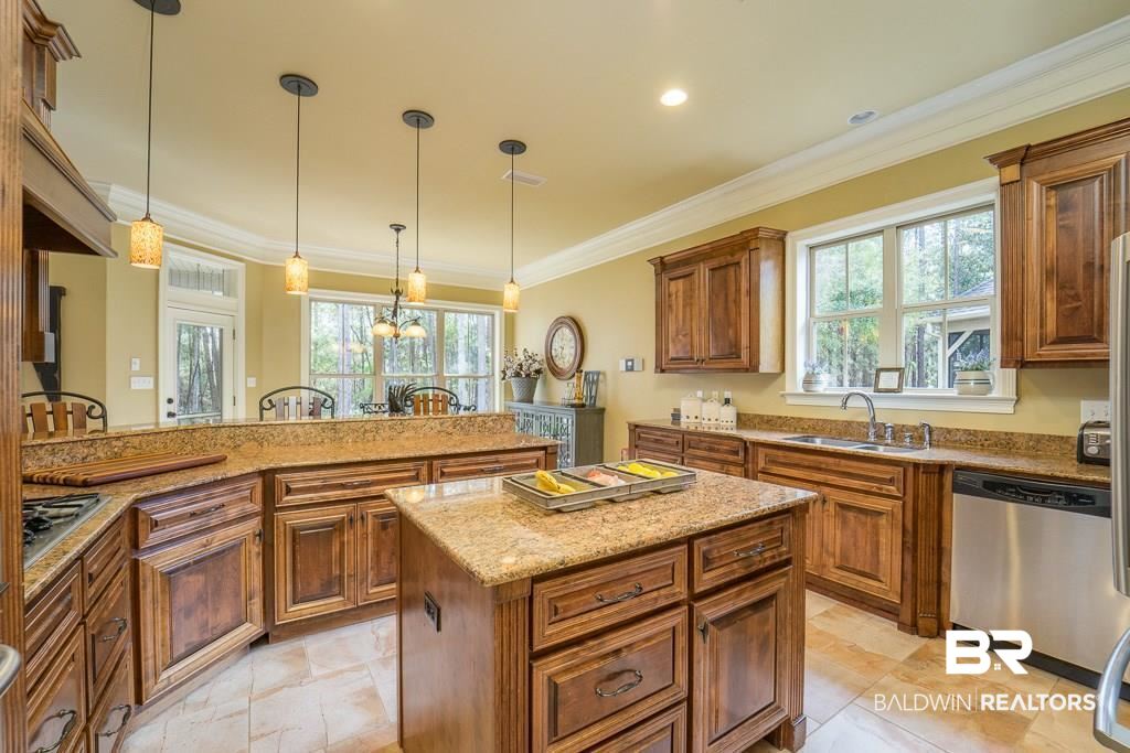 6434 Clear Pointe Court Mobile, AL 36618 - Photo 13 of 29