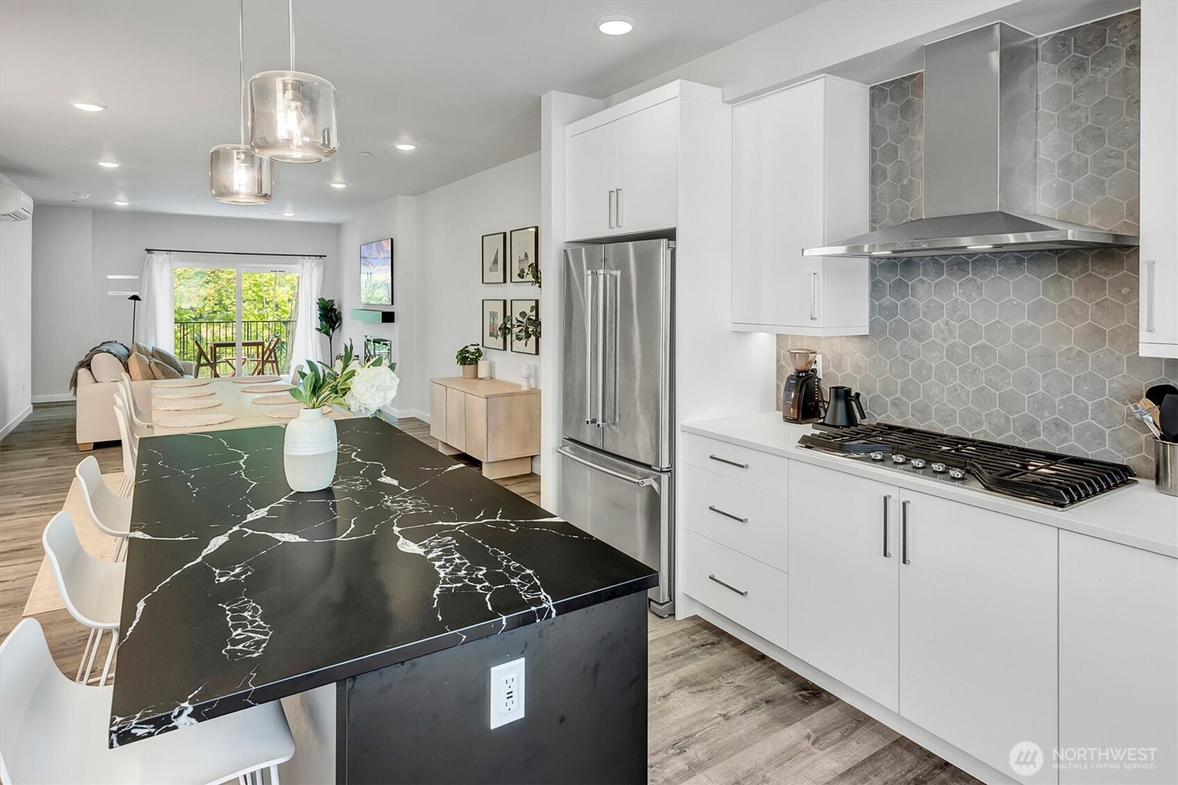 8911 Northeast 173rd Place, Unit B Bothell, WA 98011 - Photo 6 of 28