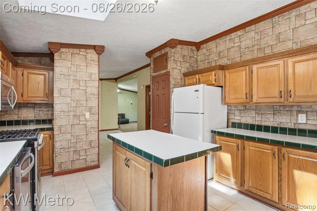 22733 Sumpter Road Belleville, MI 48111 - Photo 20 of 52
